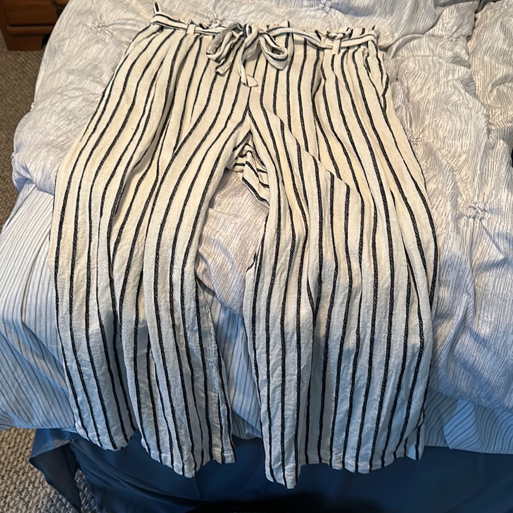 EUC woman’s linen pants. Size medium, white with black stripes.